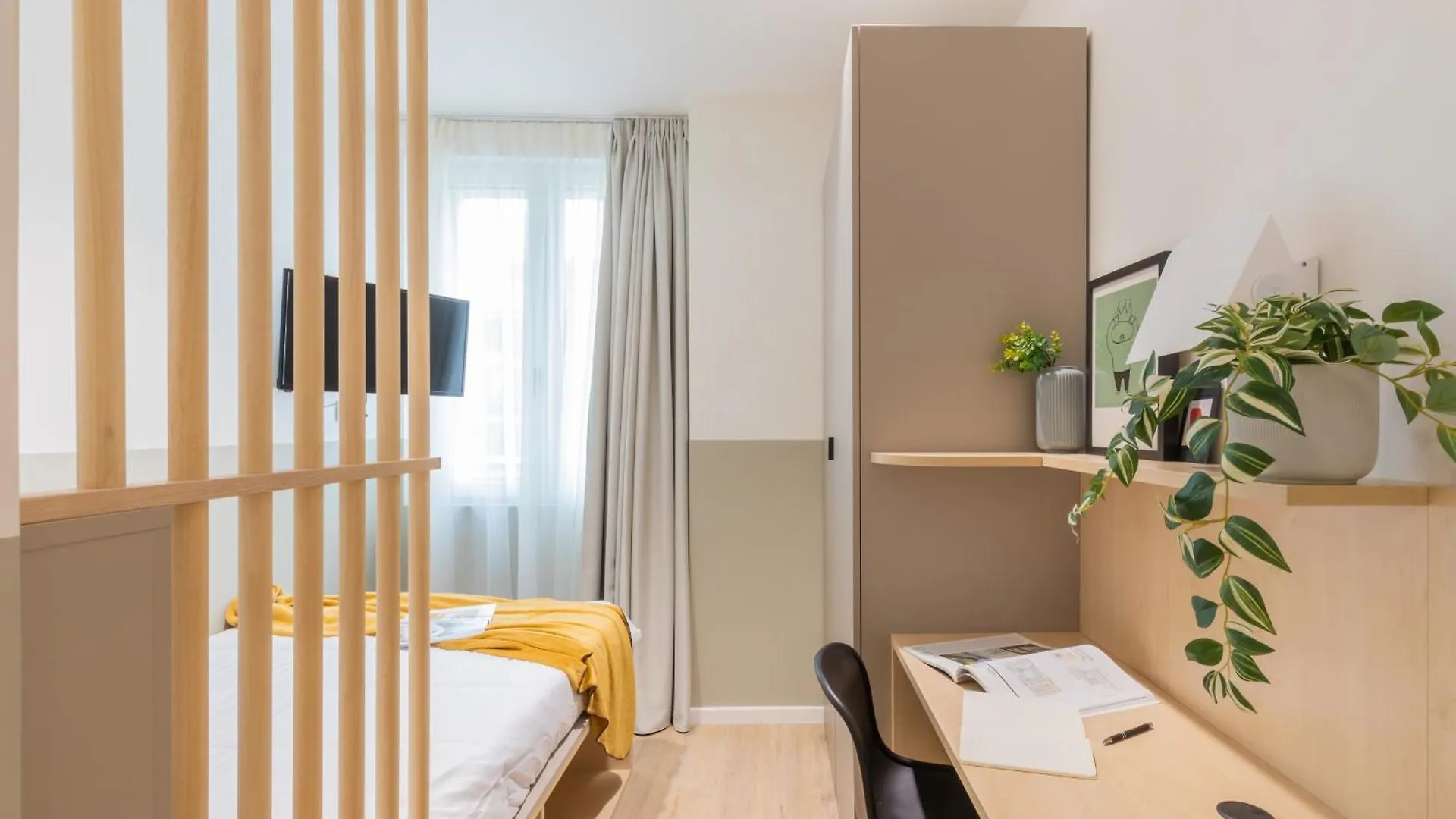 Apartment Well-Located Campus Rooms Near City Park Milan Italy