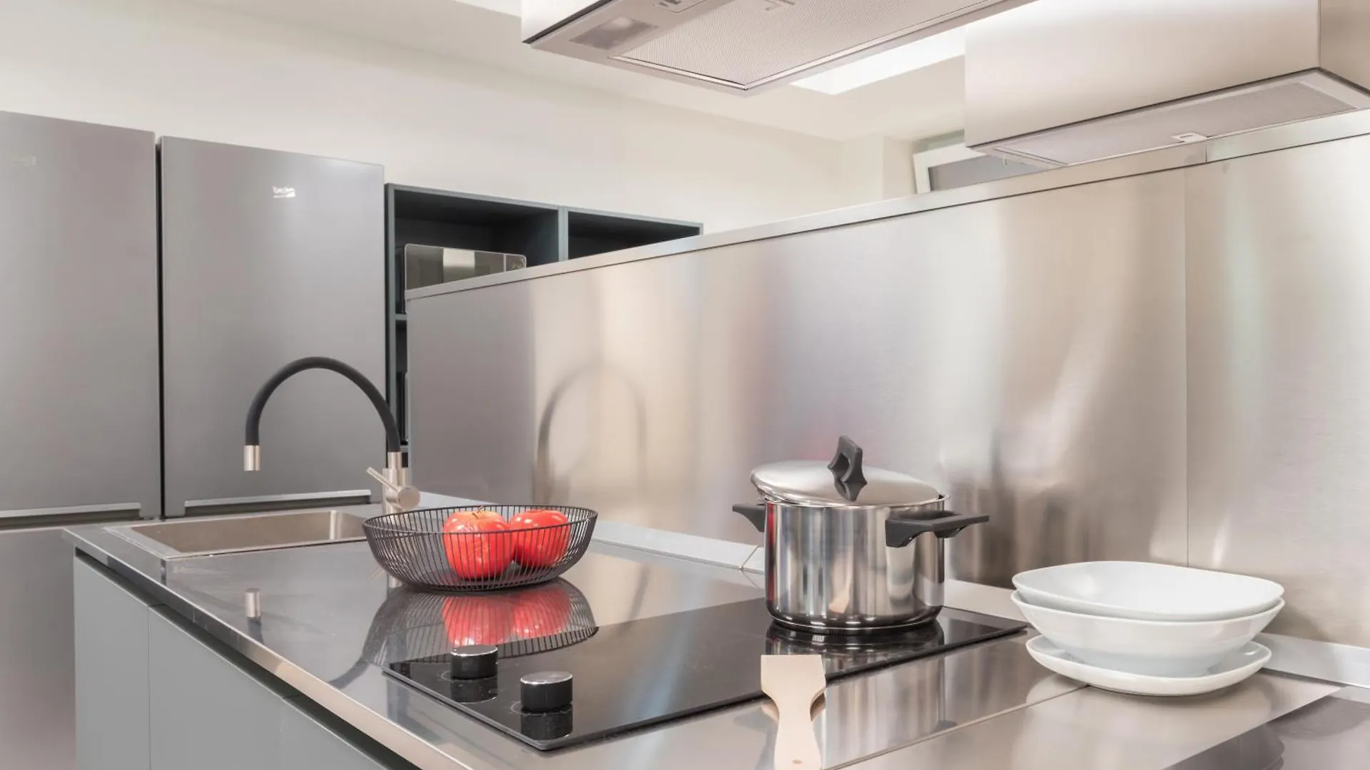 Well-Located Campus Rooms Near City Park Milan 0*,